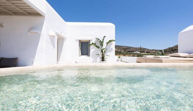 Sersi Paros