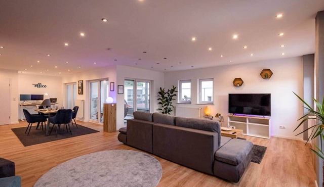 Serviced apartment with fully furnished workspace