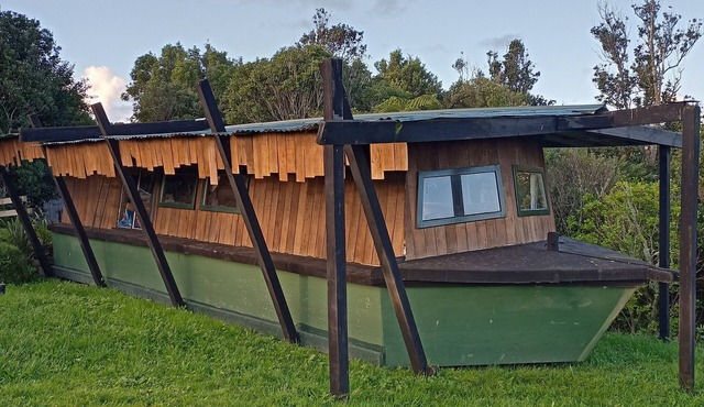 Set in Stone - Boat Cabin