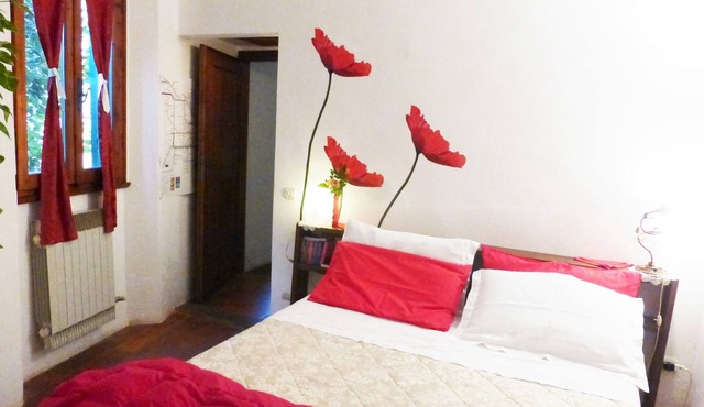 Settignano typical comfortable and independent Tuscan house, Florence Tuscany