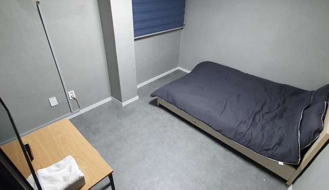 Seven Hostel