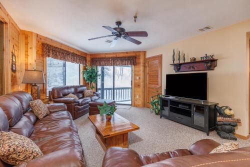 Seven Springs Stoneridge 3 BR Condo, Private Deck