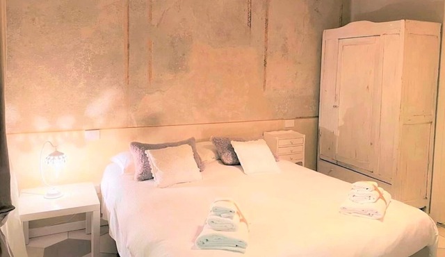 SH Suites: Elegante Dependance in Centro Storico