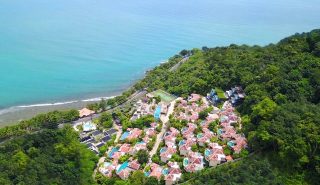 (SHA+)Superior Jacuzzi Suite in Patong