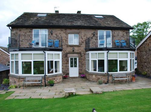 Shallcross Hall Cottages - Combs