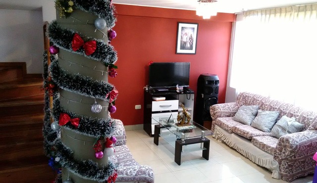 Shanell House - Hostel