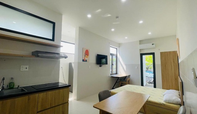 Share Home studio