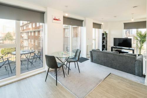 Shared 1 Bed appartment