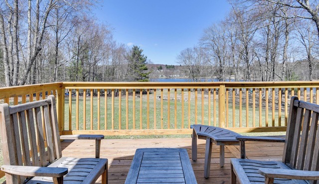 Shared Fire Pit & Kayaks: Catskills Lake Retreat!