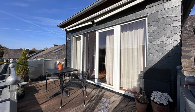 Shared holiday in two separate flats