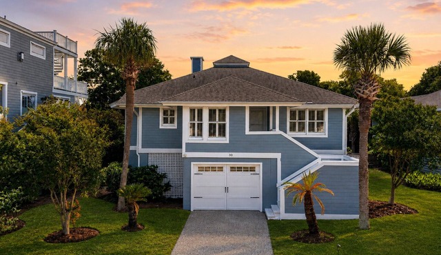 Shared Pool + Pickleball Court + Sunroom | Walk to the Beach | Isle Be There