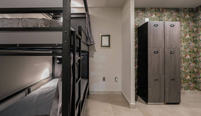 Shared Room Men/Low bed