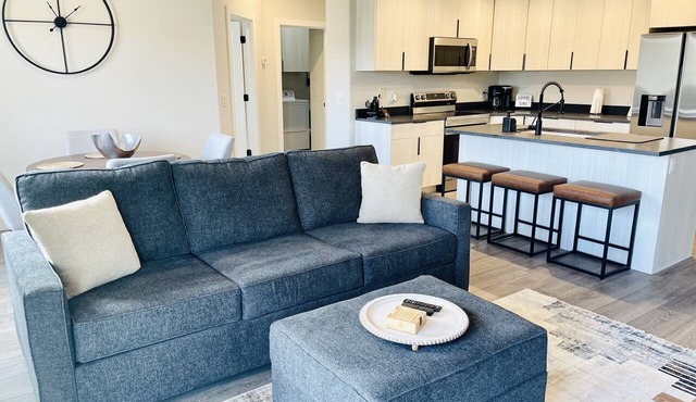 Sharp Mesa Oasis by Mesquite Vacation Rentals with Private Balcony, Community Pool Access and $510 in free daily activities