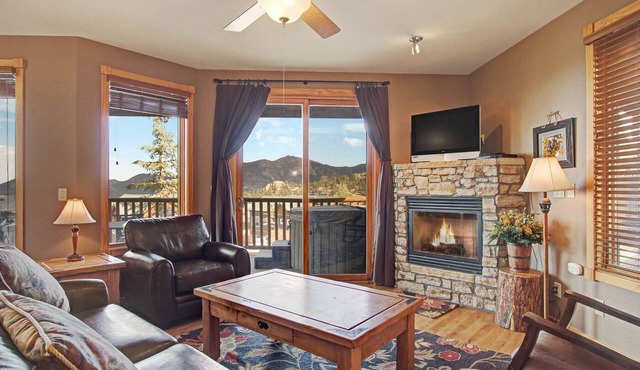 Sheep Mountain 20B - 2 Br Condo with Private Hot Tub - Mountain Views
