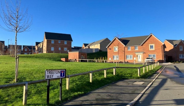 Sheffield 3-Bed Warm Comfy home
