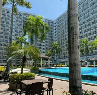 Shell Residences by Jas O Condotel