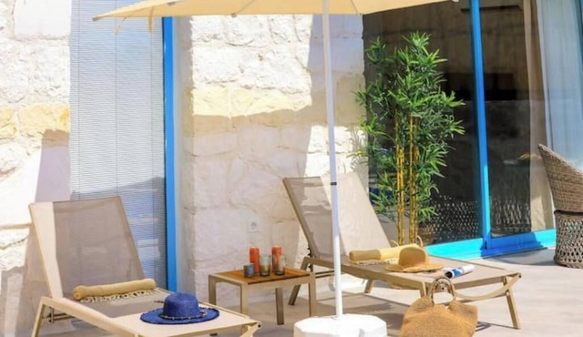 Sheltered villa with sauna and pool