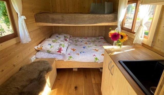 Shepherd's wagon on agricultural property with approx. 8 sqm for max. 3 persons