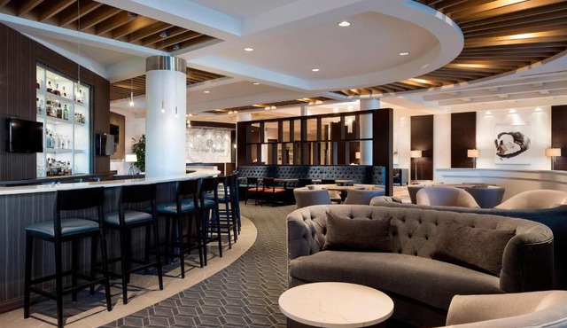 Sheraton Cavalier Calgary Hotel