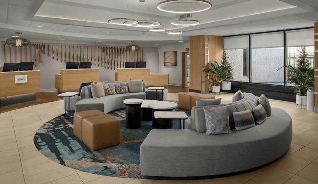 Sheraton Milwaukee Brookfield Hotel