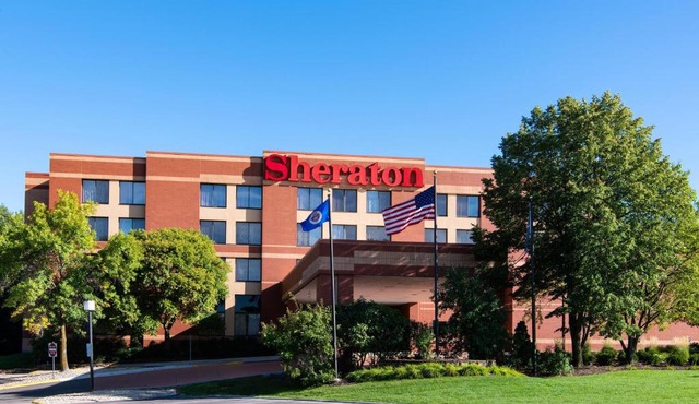Sheraton Minneapolis West Hotel