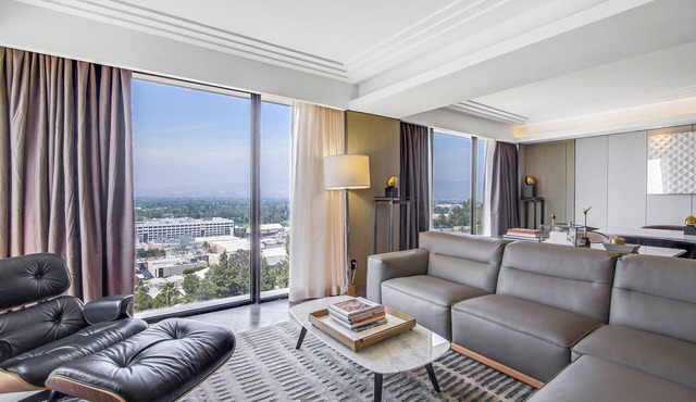 Sheraton Universal Hotel