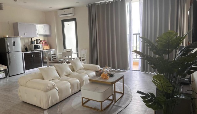 Shine Three Bedroom Apartment Nguyễn Xiển