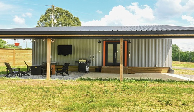 Shipping Container-6 Min to the Lake-Angler & Stargazer Getaway + Boat Parking