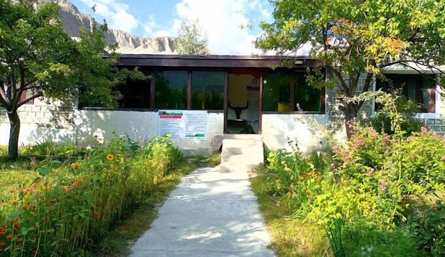 Shisper View Hotel