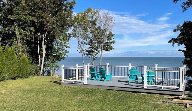 Shore Cliff Cottage
