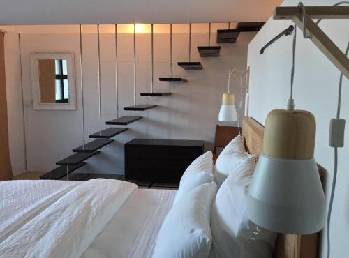 Shorebreak Studio Apartments