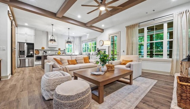 Shores of Lake Lanier - Beautiful New Build Home!