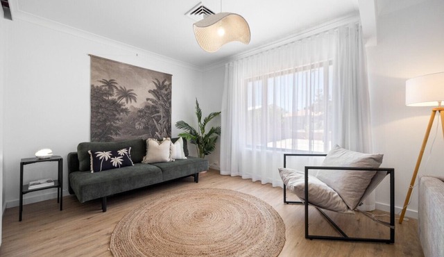 Shoreside at Sellicks - 3BR, Wifi, Parking