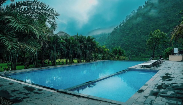 Siddhartha Riverside Resort