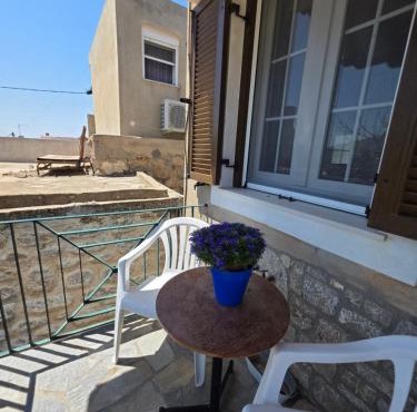 Sidirounda Traditional House 1