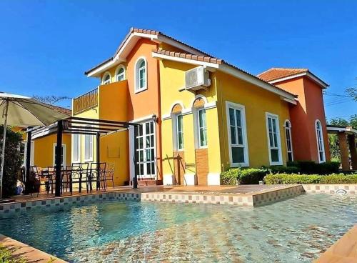 Siena pool villa