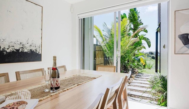Signature Green Magenta - Resort Pools & Beach Access PET Friendly