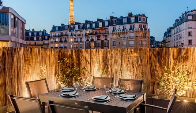 Signature Suite Eiffel Tower terrace