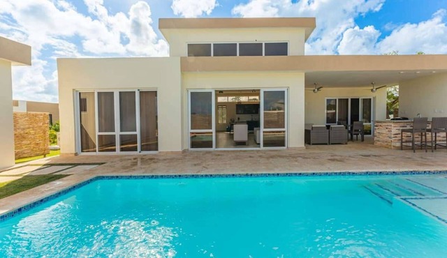 Silence & Serenity Modern Pool Villa