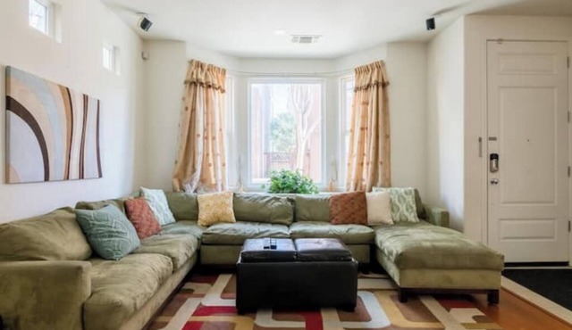Silicon Valley Executive home in Santa Clara