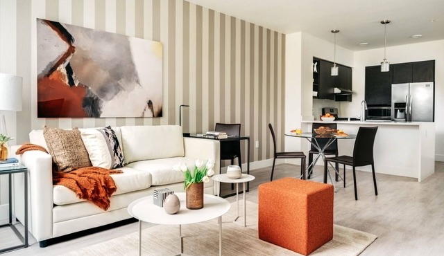 Silicon Valley One Bedroom with Terrace