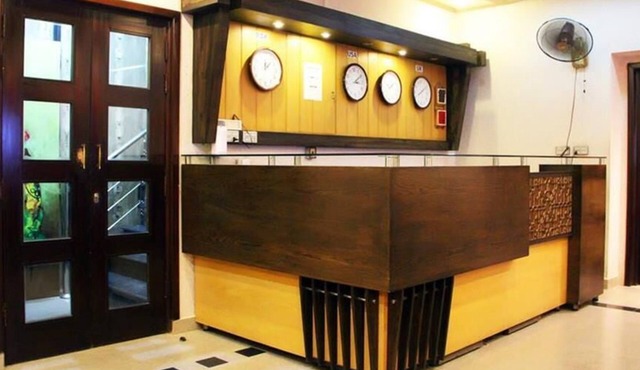 Silk Hotel