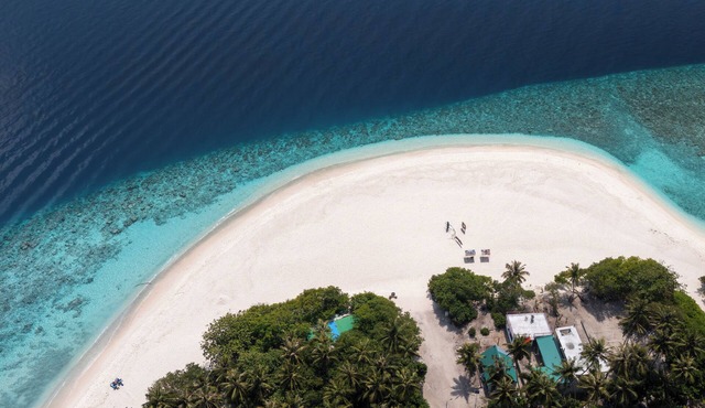 Silver Bay Kamadhoo