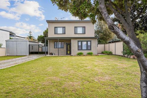Silver Myrtle Shack - Aldinga Beach - C21 SouthCoast Holidays