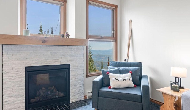 Silver Peaks - 2bed, 2bath ski-in/Ski-out