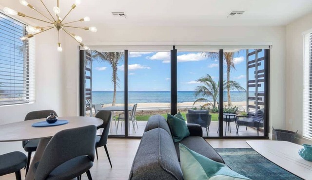 Silver Reef #3 - 2 BR LUXE Oceanfront & Pool