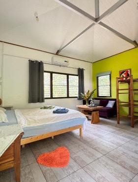 Similan Home Stay