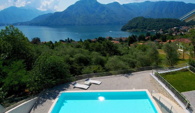 Simona Torretta Holiday Apartment with Pool