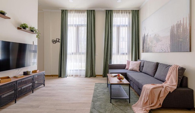 Simone Apartments