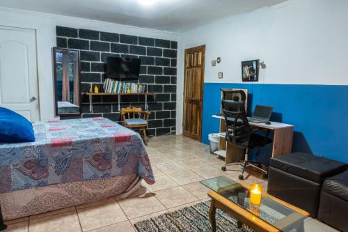 Simple Studio Near SJO Airport